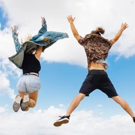  Di en inglés lo que haces en tus ratos libres
