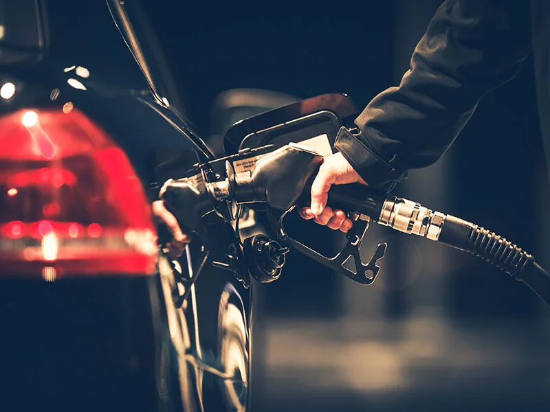 Hablar Inglés ¡Los Británicos llegaron ya!... y con ellos su gasolina