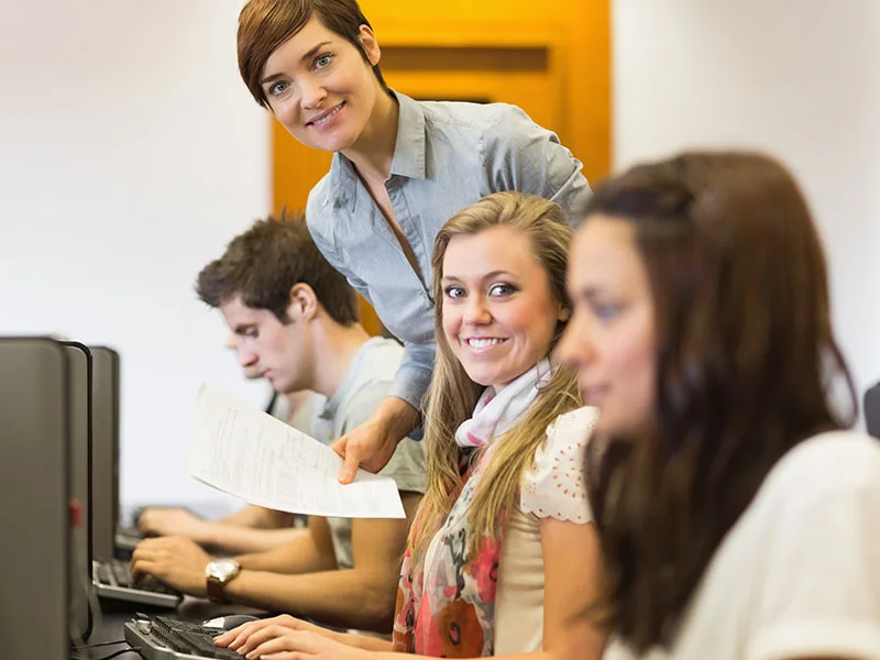 No te quedes en línea, mejor tenlo todo. Aprende Inglés