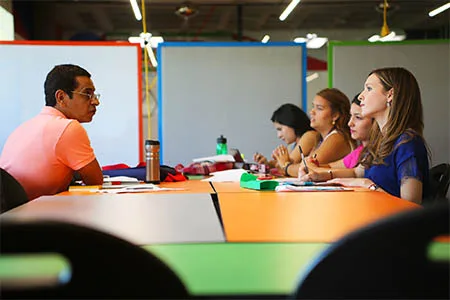 Profesiones bilingües: exprime tus conocimientos
