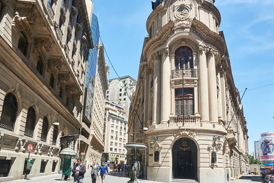 Huérfanos